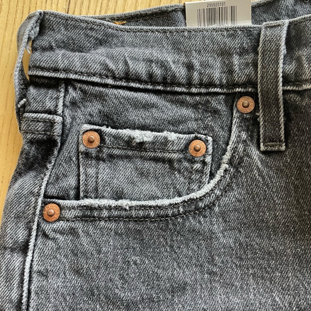 Levi’s 501 skinny Womans Dark Gray Jeans Button Fly High Rise size 24x28 raw hem - Picture 4 of 10